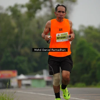 Runner Photo 2044294