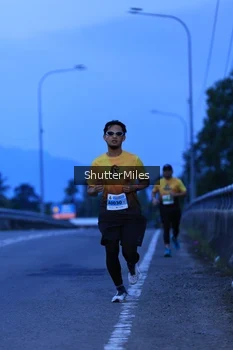 Runner Photo 2044324