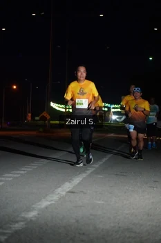 Runner Photo 2044356