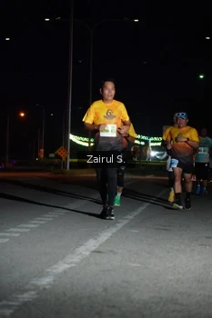 Runner Photo 2044384