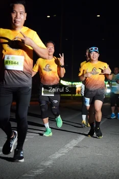 Runner Photo 2044416