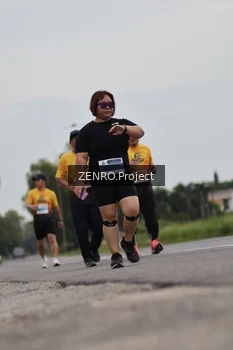 Runner Photo 2044429