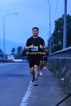 Runner Photo 2044440