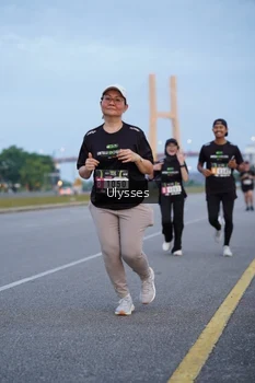 Runner Photo 2044464