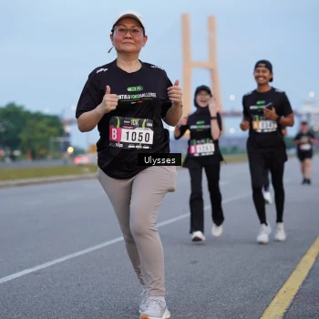Runner Photo 2044477