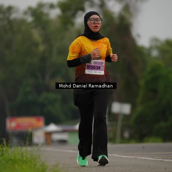 Runner Photo 2044667