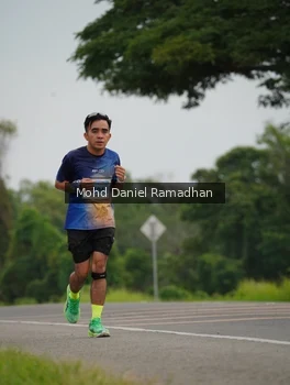 Runner Photo 2044767