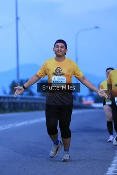 Runner Photo 2044788
