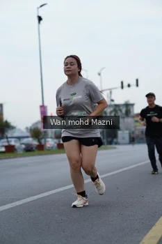 Runner Photo 2044801