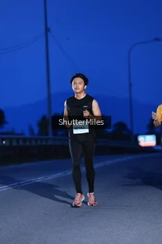 Runner Photo 2044854