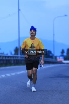 Runner Photo 2044874