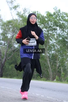 Runner Photo 2044907