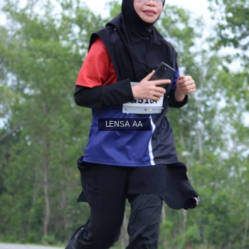 Runner Photo 2044915