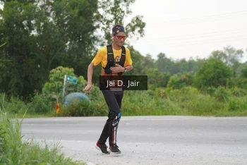 Runner Photo 2044952