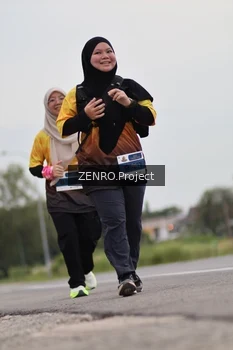 Runner Photo 2045000