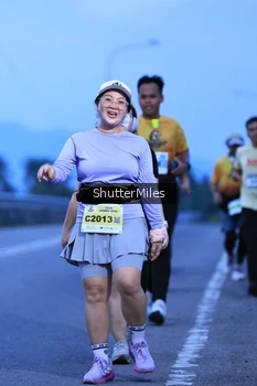Runner Photo 2045045