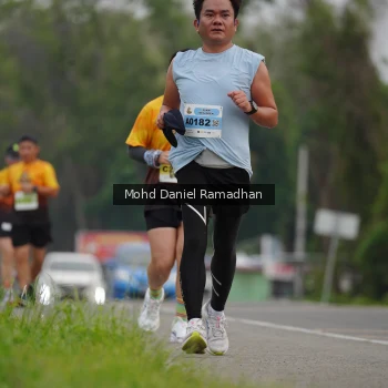 Runner Photo 2045097