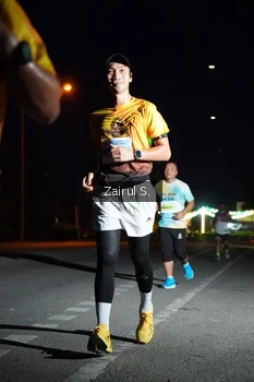 Runner Photo 2045101