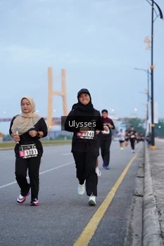 Runner Photo 2045161