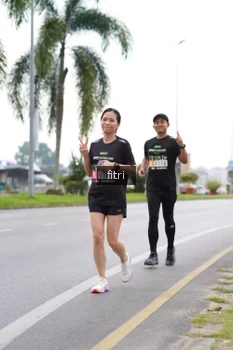 Runner Photo 2045168