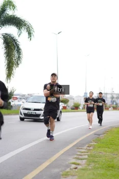 Runner Photo 2045310