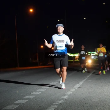 Runner Photo 2045351