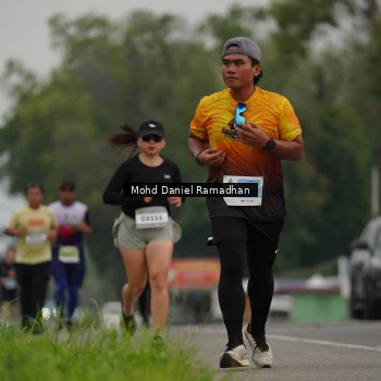 Runner Photo 2045468