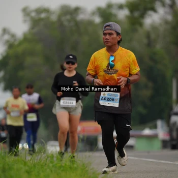 Runner Photo 2045475