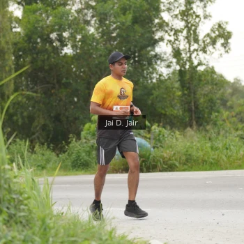 Runner Photo 2045516