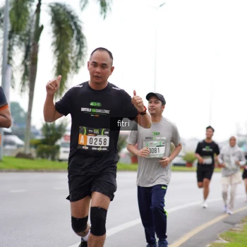 Runner Photo 2045597