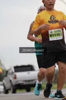 Runner Photo 2045607