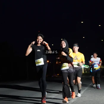 Runner Photo 2045641