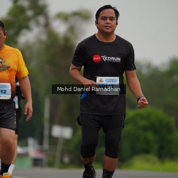 Runner Photo 2045654