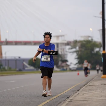 Runner Photo 2045659