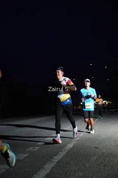 Runner Photo 2045686