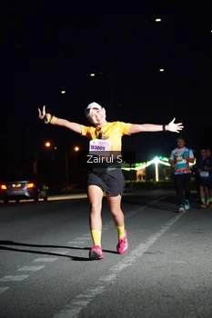 Runner Photo 2045725