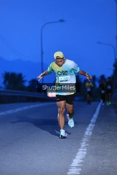 Runner Photo 2045745