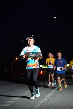 Runner Photo 2045773