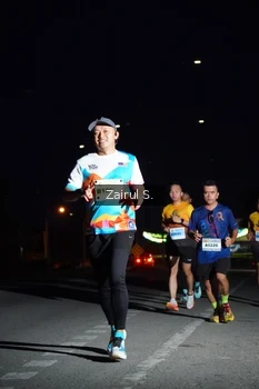 Runner Photo 2045779