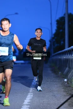 Runner Photo 2045795