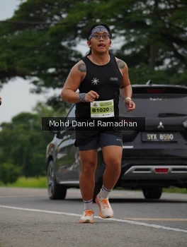 Runner Photo 2045799