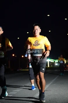 Runner Photo 2045833