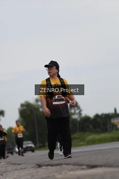 Runner Photo 2045869