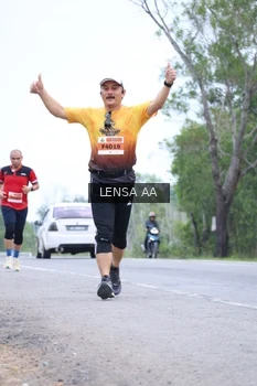 Runner Photo 2045962