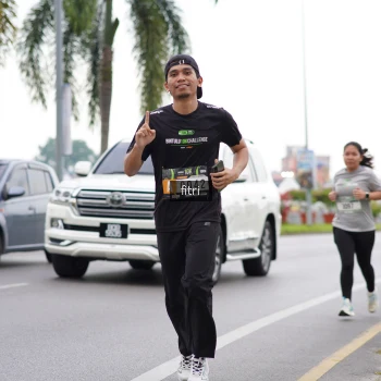 Runner Photo 2045998