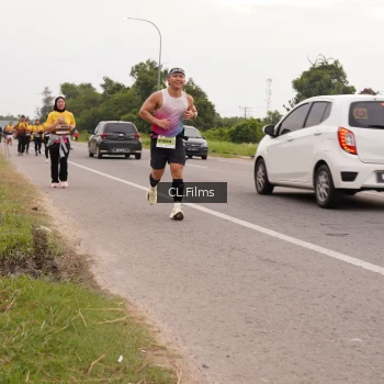 Runner Photo 2046030