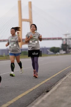 Runner Photo 2046038