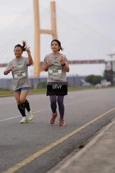 Runner Photo 2046047