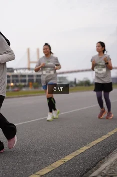 Runner Photo 2046060