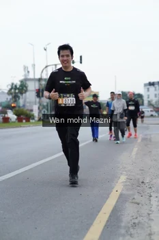 Runner Photo 2046084